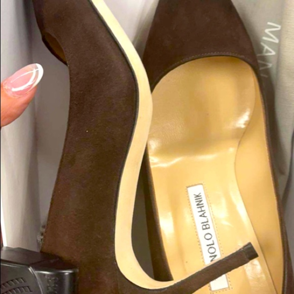 Brand New Manila Blahnik Size38 Brown